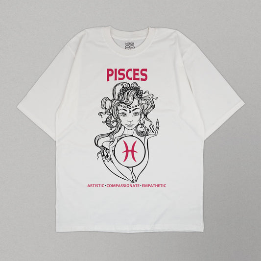 Pisces Girl - Oversized T-shirt